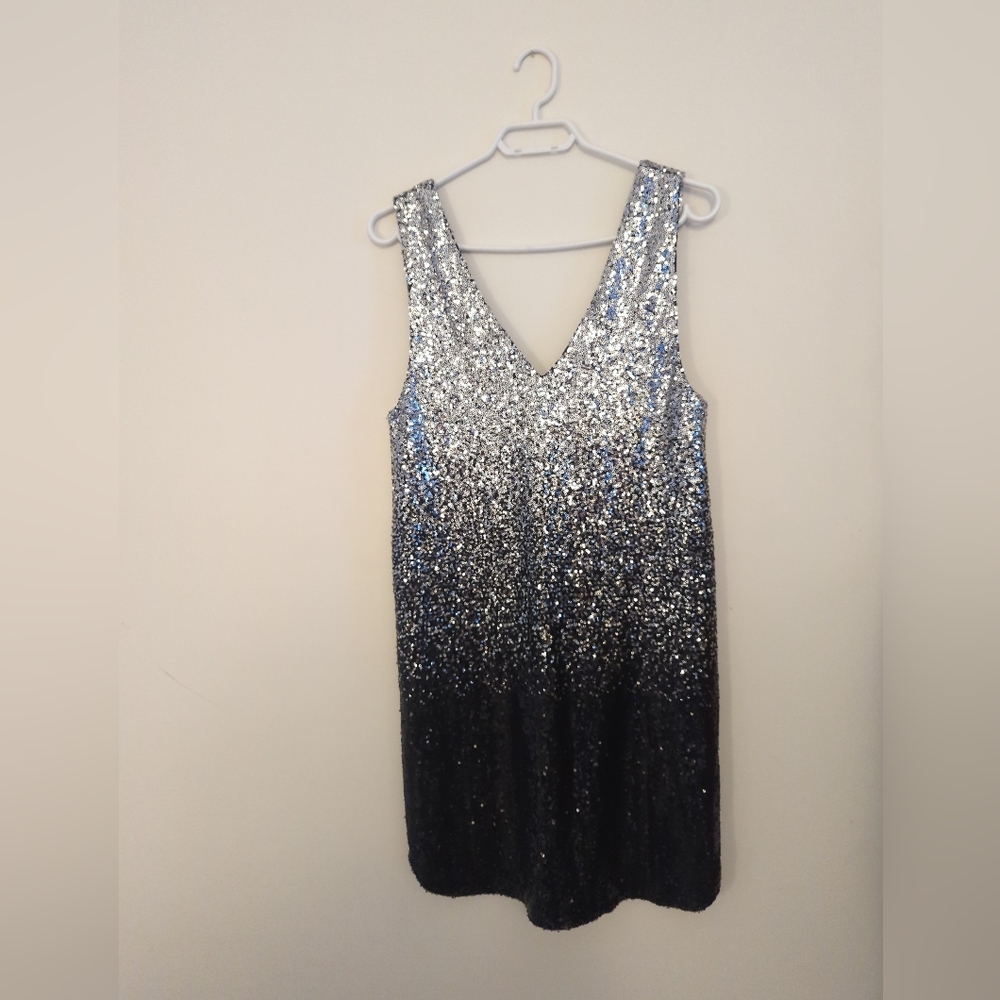 Sequin V-neck party dress
